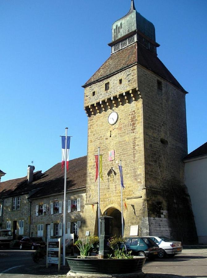 Les Remparts Hotel *